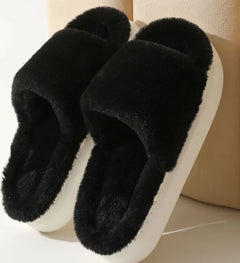 Women’s Cozy Winter Fluffy Slippers